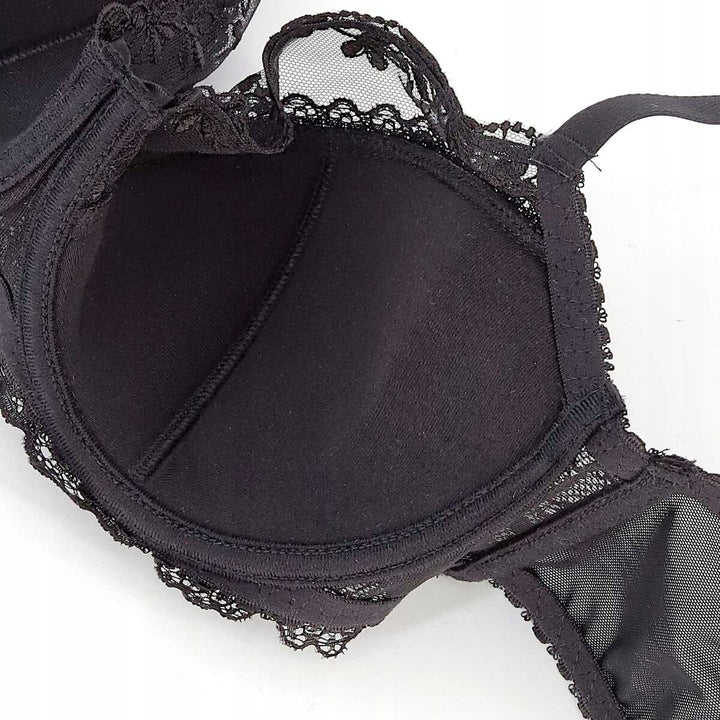 Triumph – (4 pezzi) Il reggiseno più venduto della stagione. Oggi, scontato del 50%.