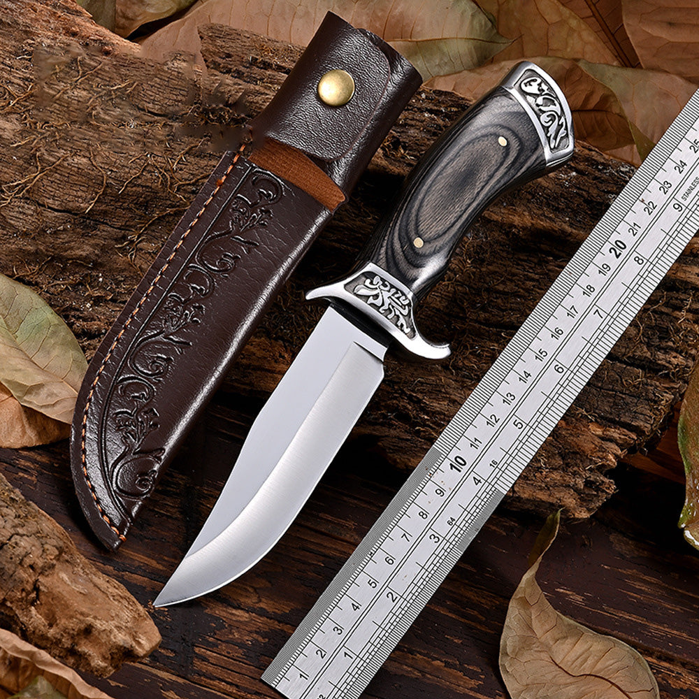 Coltello goffrato ad alta durezza (bellissimo fodero in pelle)