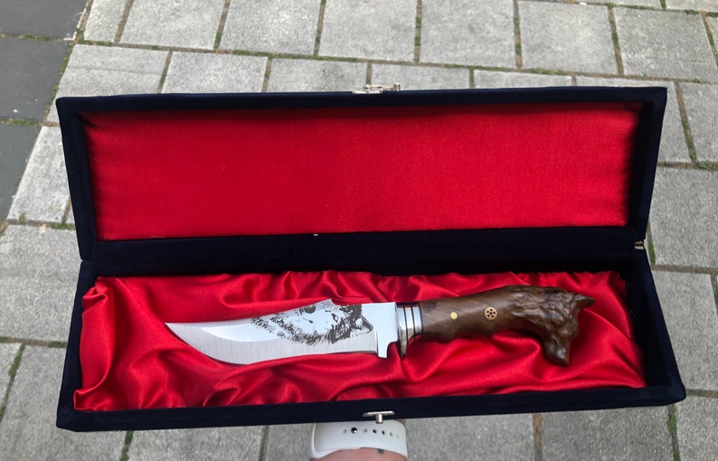 Coltello da campeggio con testa di lupo, coltello da caccia fatto a mano, regalo di anniversario/compleanno, coltello personalizzato