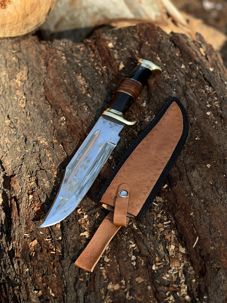 Coltello Bowie fatto a mano in acciaio D2 con fodero
